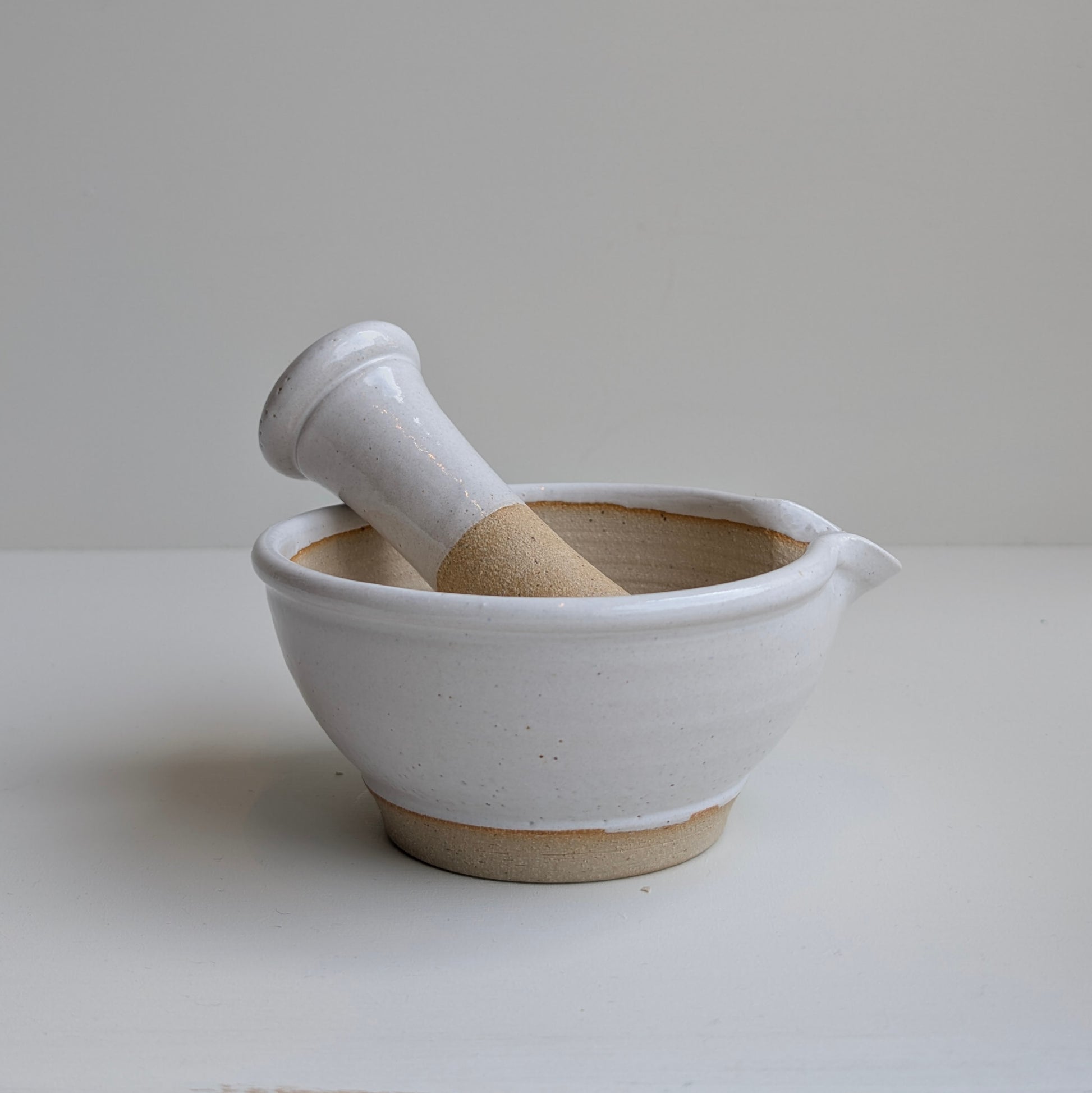 Ballymorris Pottery | Pestle and Mortar | White