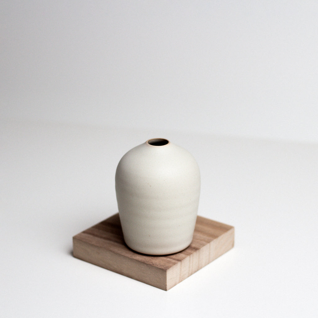 Vinh Truong | Bud Vase | Linen