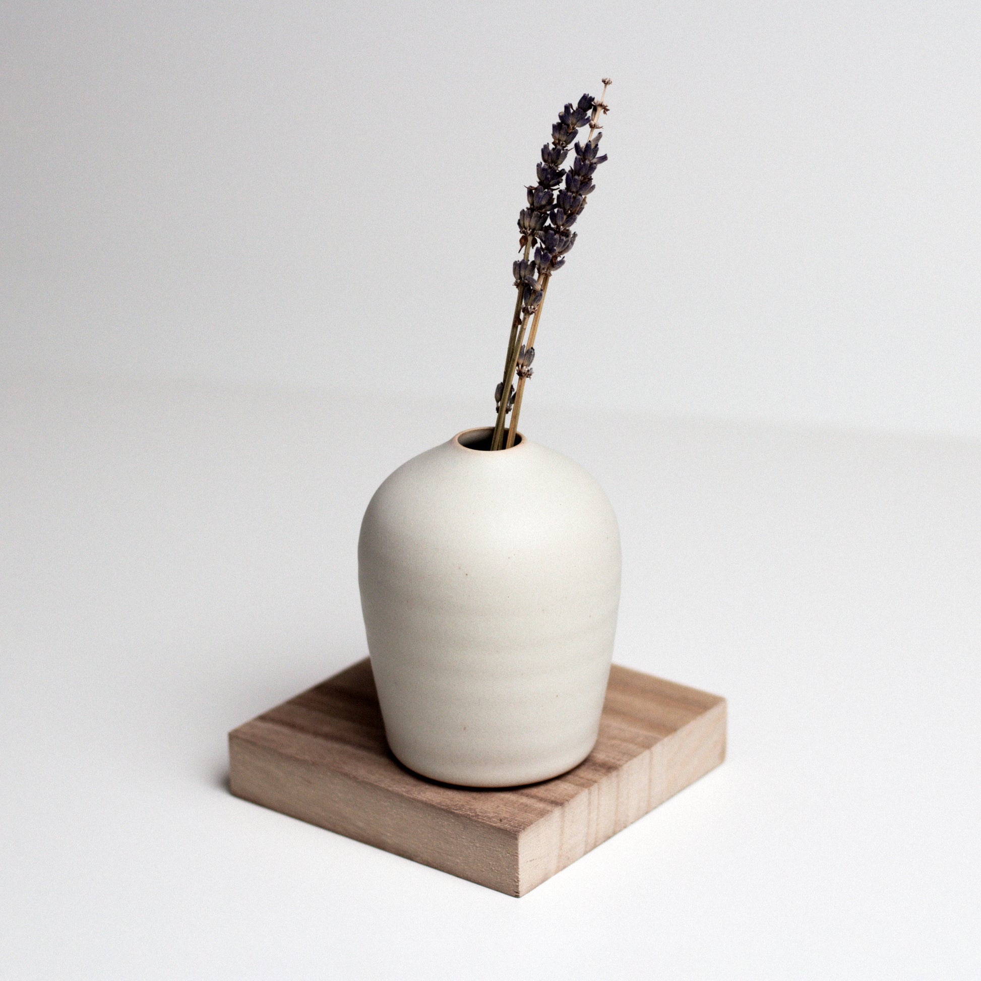 Vinh Truong | Bud Vase | Linen