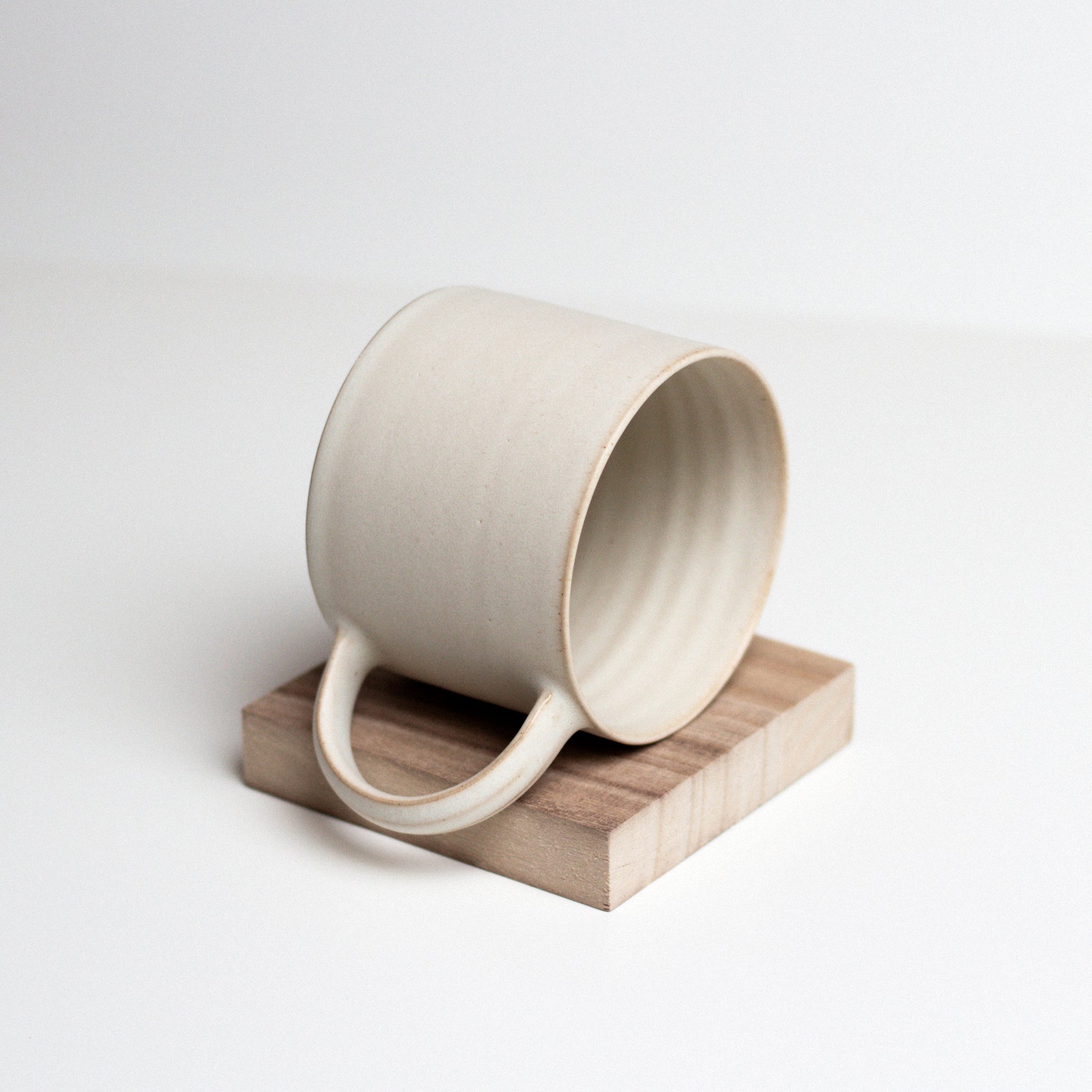 Vinh Truong | Handmade Mug | Linen