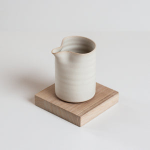 Vinh Truong | Pourer | Linen
