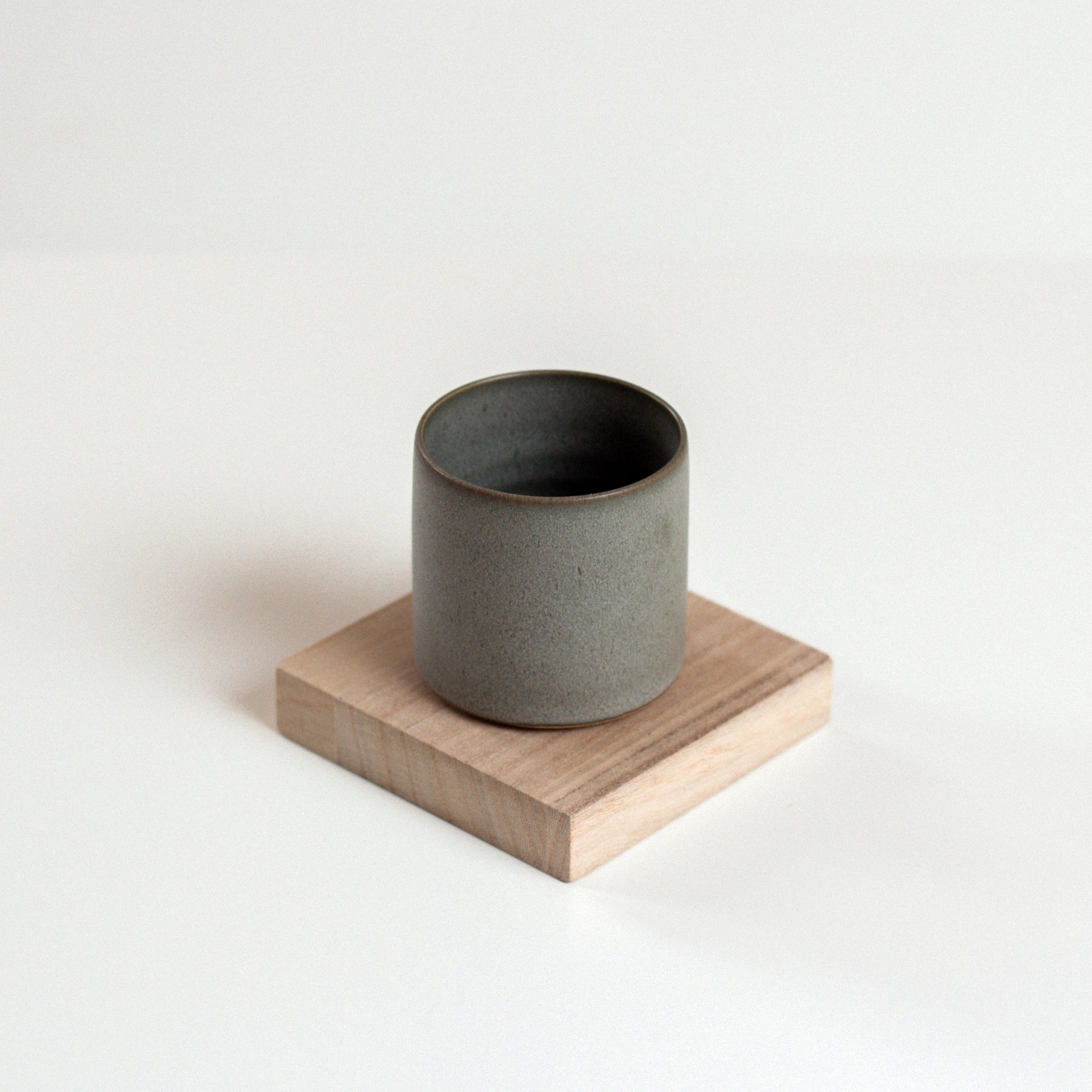 Vinh Truong | Espresso Cup | Pebble Grey