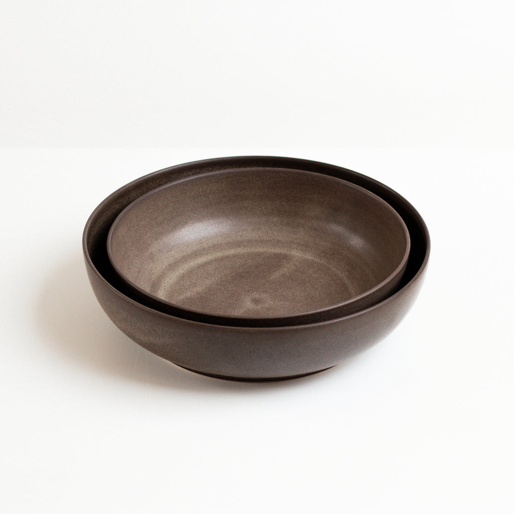 Vinh Truong | Large Serving Bowl | Umber Brown