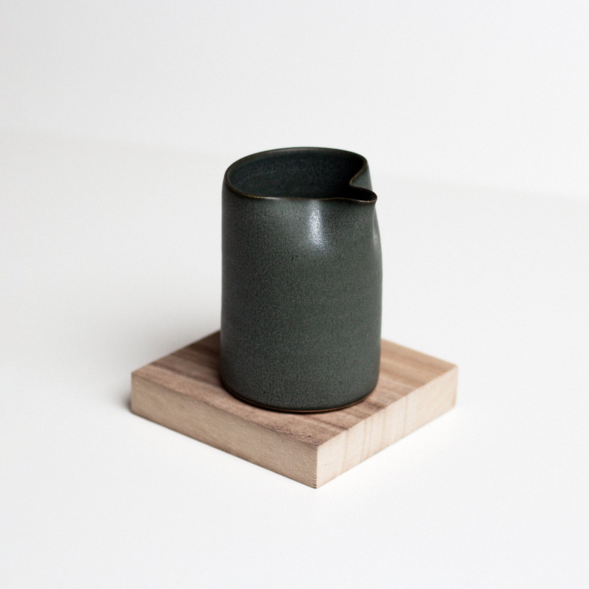 Vinh Truong | Pourer | Pine Green