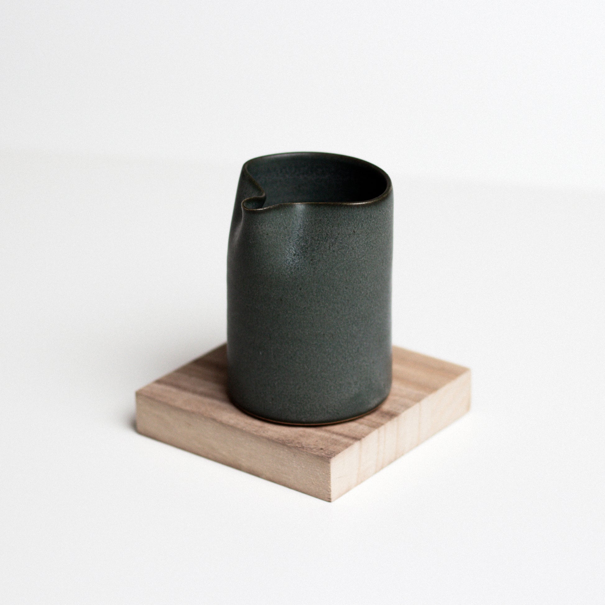 Vinh Truong | Pourer | Pine Green