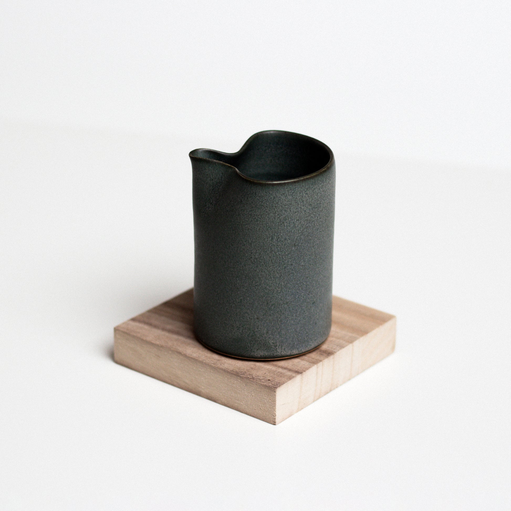Vinh Truong | Pourer | Pine Green