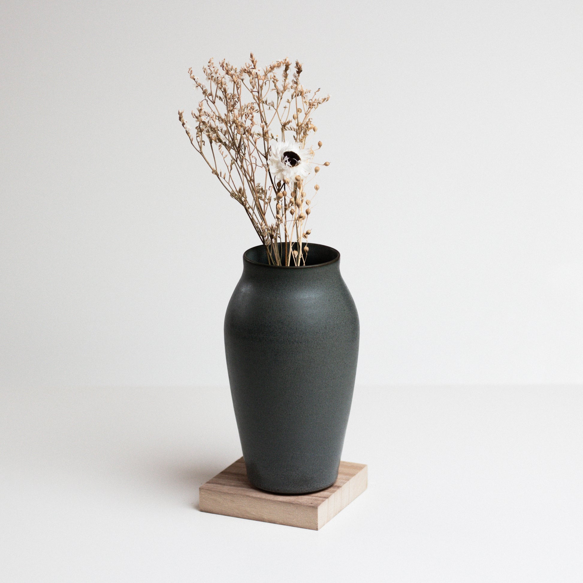 Vinh Truong | Stem Vase | Pine Green