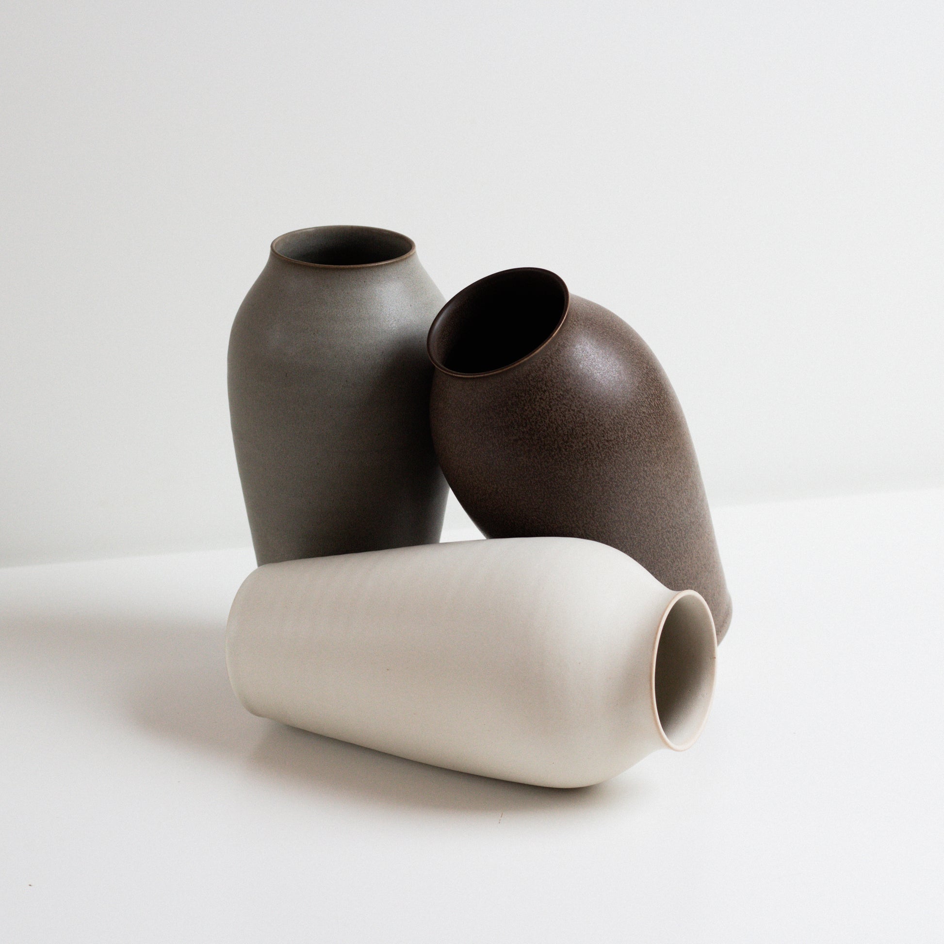 Vinh Truong | Tall Vase | Pebble Grey