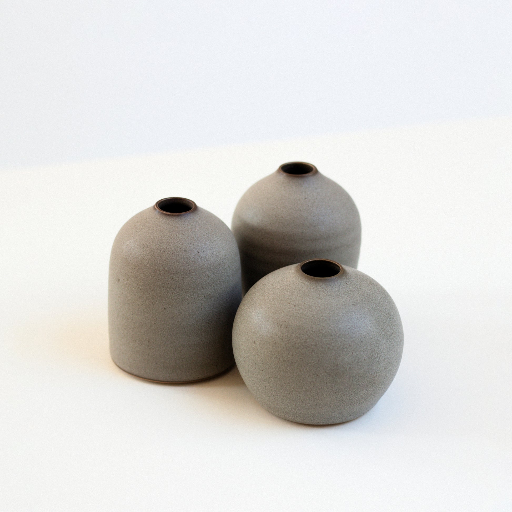 Vinh Truong | Bud Vase | Pebble Grey