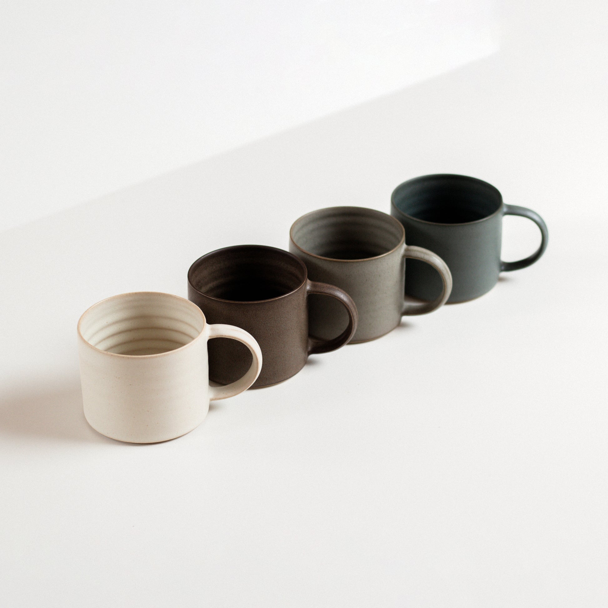 Vinh Truong | Handmade Mug | Pebble Grey