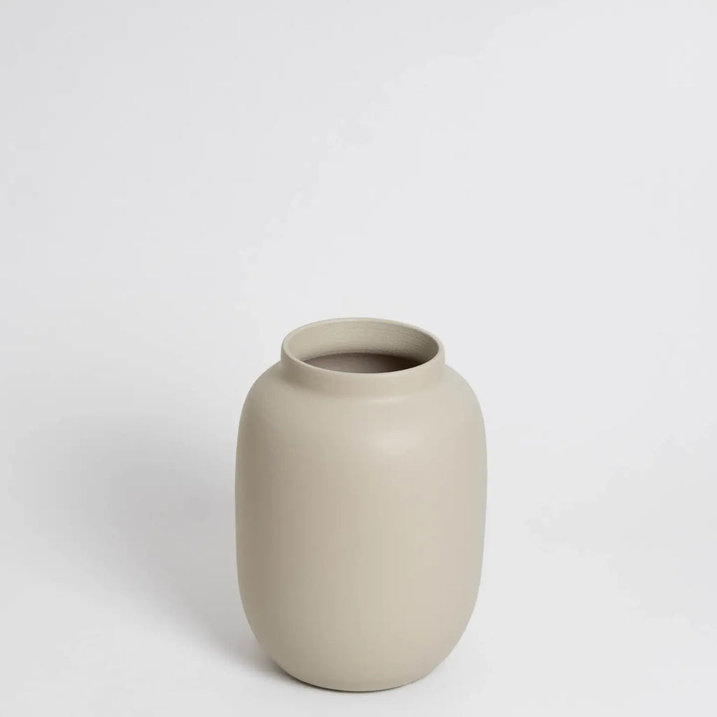 Blanc 04 - Off White Vase