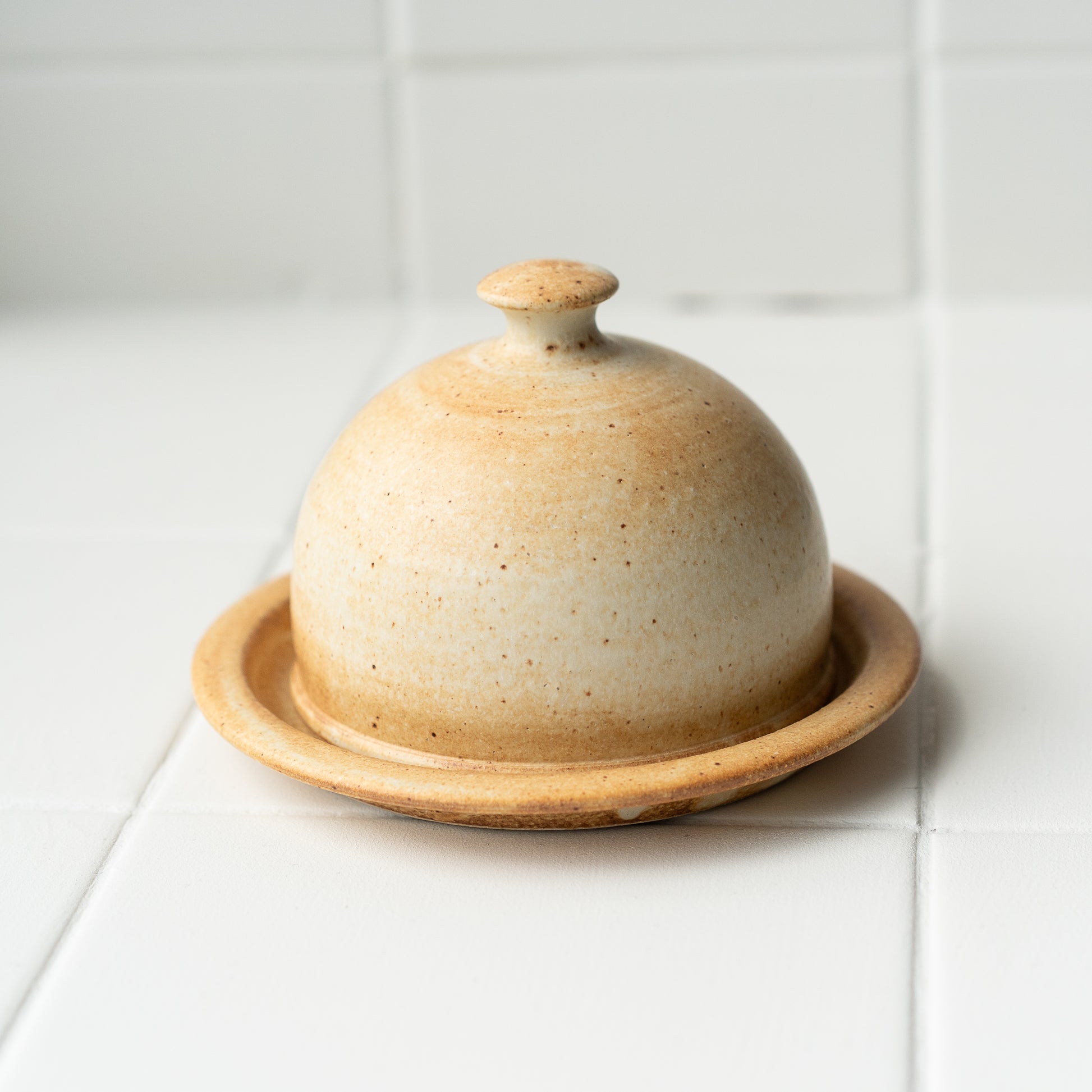 Ballymorris Pottery | Butter Dish | Rustic Tan