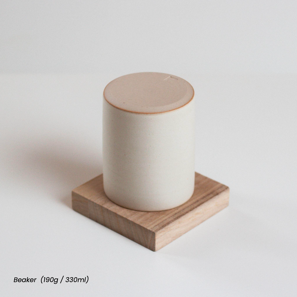 Vinh Truong | Beaker | Linen