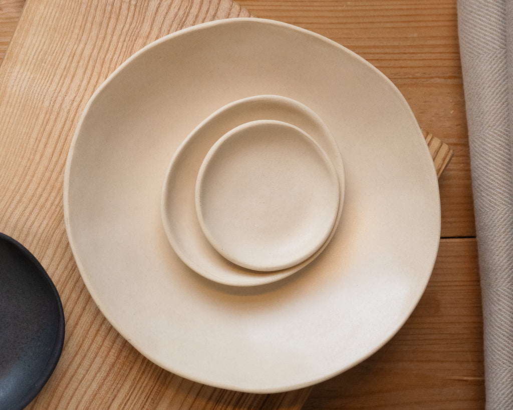 Suze Ceramics | Large Serving Plate | Cream