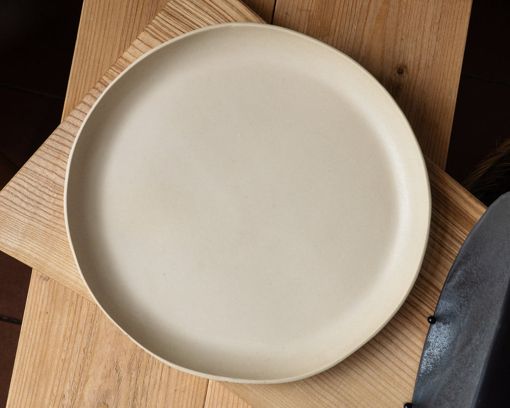 Suze Ceramics | Large Serving Plate | Cream